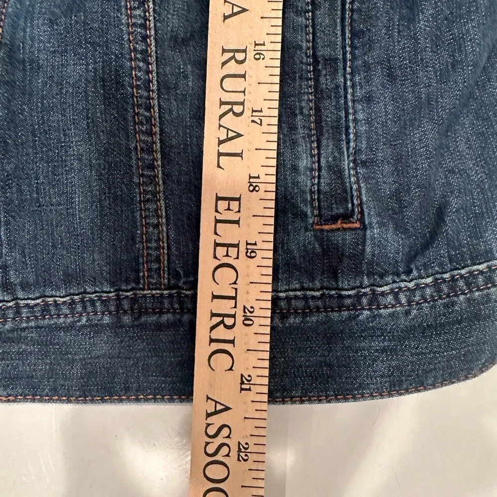 Talbots Vintage Denim Jacket Med Petite Classic Capsule Piece